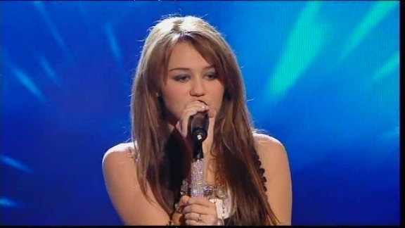 normal_MILEY_2275185 - Miley Cyrus X-Factor00