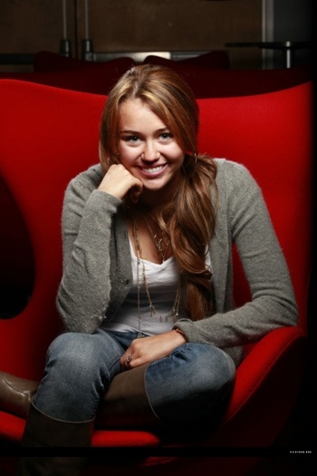 normal_004 - Miley Cyrus Photoshoot 2