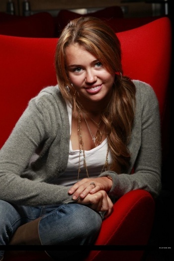 normal_013 - Miley Cyrus Photoshoot 2