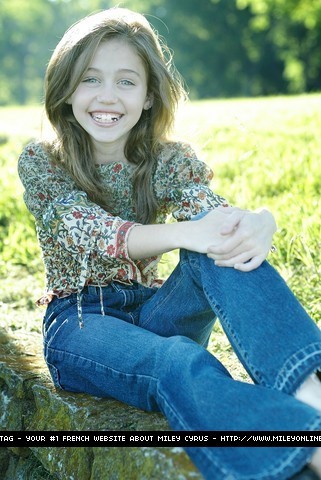 043 - Miley Cyrus Photoshoot 3