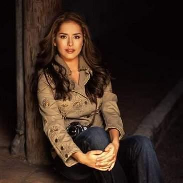 Danna_Garc_a_1250607627_3 - Danna Garcia