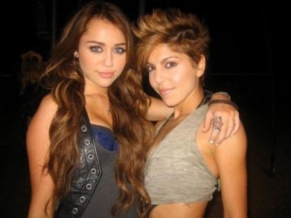 normal_Fans_030 - Personals pics with Miley00