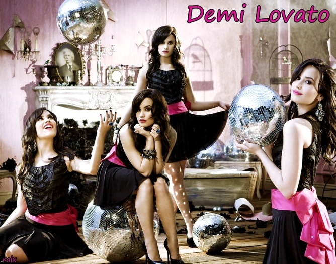 10480433_PIYJYJKJV - Demi cool