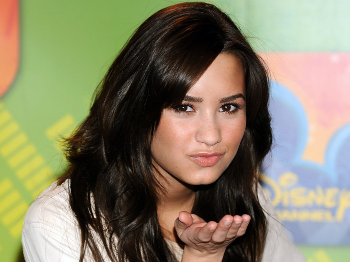 10480436_VKXAAFYKE - Demi cool