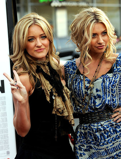 10293452_PFOQIBTSM - Aly and Aj