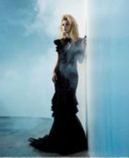 alyson_michalka_1222018434