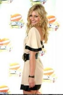 alyson_michalka_1222132232 - Alyson Michalka