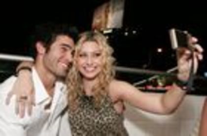 alyson_michalka_1222132168