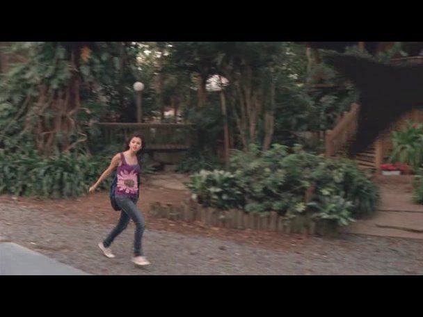 Princess.Protection.Program.2009.DVDRip.XviD-VoMiT-246 - capturi princess protection program
