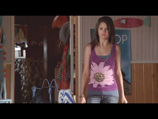 Princess.Protection.Program.2009.DVDRip.XviD-VoMiT-262 - capturi princess protection program