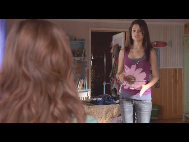 Princess.Protection.Program.2009.DVDRip.XviD-VoMiT-301 - capturi princess protection program