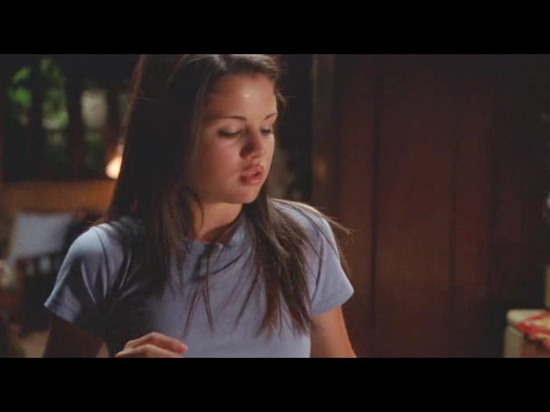 Princess.Protection.Program.2009.DVDRip.XviD-VoMiT-317 - capturi princess protection program