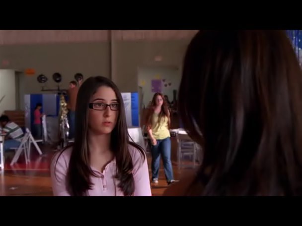 Princess.Protection.Program.2009.DVDRip.XviD-VoMiT-1146 - capturi princess protection program