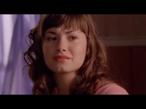 Princess.Protection.Program.2009.DVDRip.XviD-VoMiT-1195 - capturi princess protection program