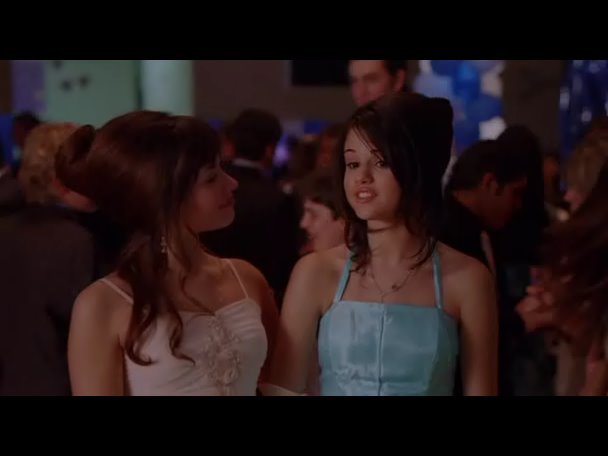 Princess.Protection.Program.2009.DVDRip.XviD-VoMiT-1290 - capturi princess protection program