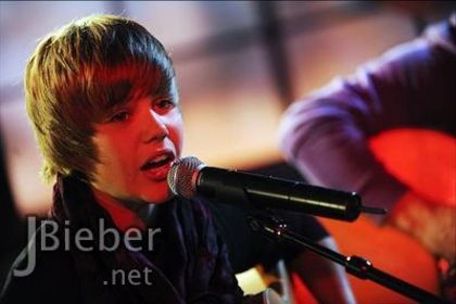 normal_jbieber_net024