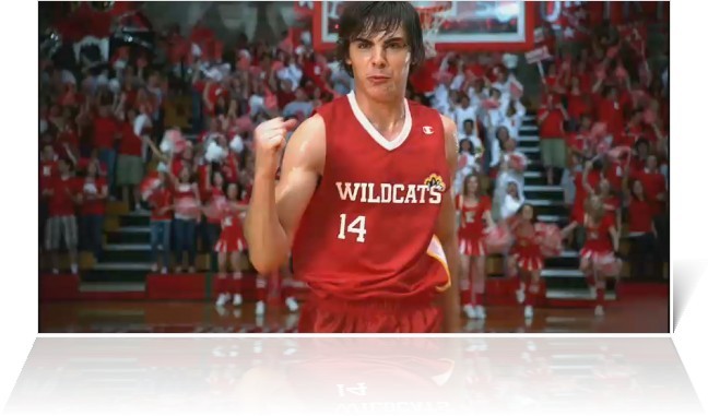zac-efron-as-troy-bolton-in-high-school-musical (3) - Zac Efron-Troy Bolton