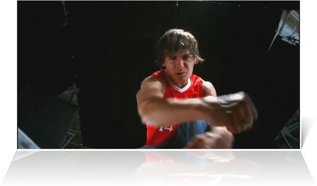 zac-efron-as-troy-bolton-in-high-school-musical (5) - Zac Efron-Troy Bolton