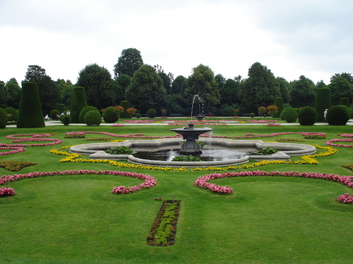 Parc in Viena (2009, June 27) - Flori Gradini Parcuri