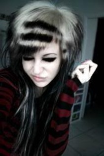 Kiki_Kannibal36 - Album pt DaRkEmOgIrL