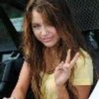VFWVLUTUBQOOJTHDNJN - Album pt MileyCyrusIsTheBest