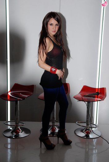 2re76g1 - 0-Dulce Maria-0