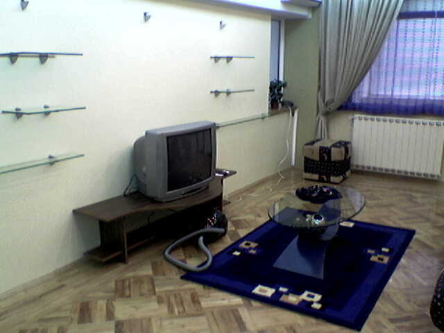 12 - 7 apartament 2003