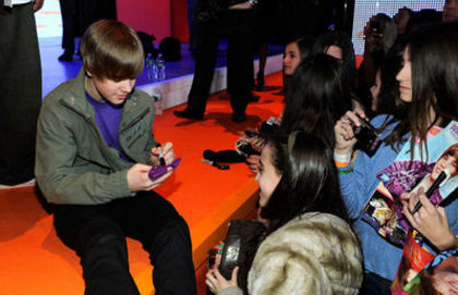 normal_94 - 0_0 Nickelodeon Upfront Presentation 0_0