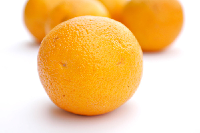 Oranges_white_background - Background