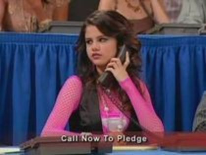 Selena-Gomez-in-hannah-montana - Selena Gomez in hannah montana