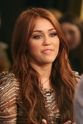 radiant+Miley+Cyrus+promotes+new+film+Last+x1Dakzc7r3Ul - Miley Cyrus in Times Square New York