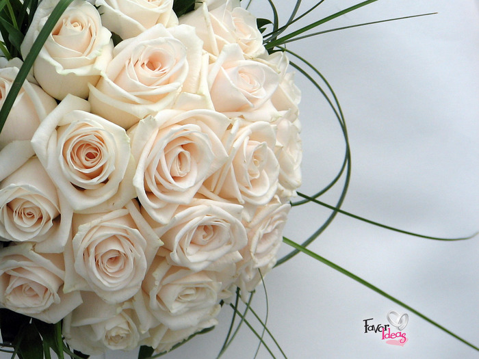 modern-rose-bouquet - Flori