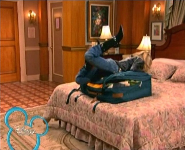 miley-cyrus_dot_com-hannahmontana-ep12caps0004