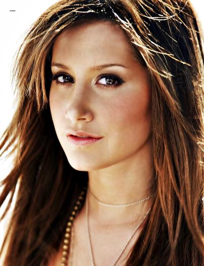 Ashley_Tisdale_1241080468