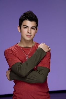 joe jonas - Top Vedete Disney Channel Baieti