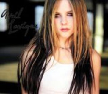 avril-lavigne_45 - album pentru LiFePiNk