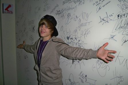 justinbieber_1256844215