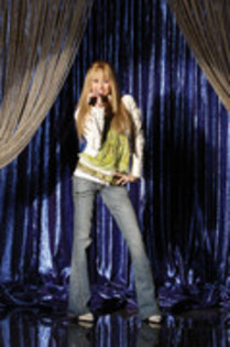 hannah super sweet (3) - poze hannah montana 8