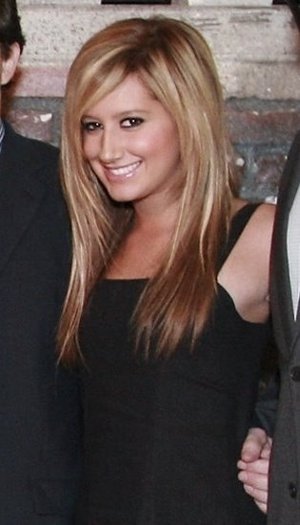 2qm0xtz - Ashley Tisdale