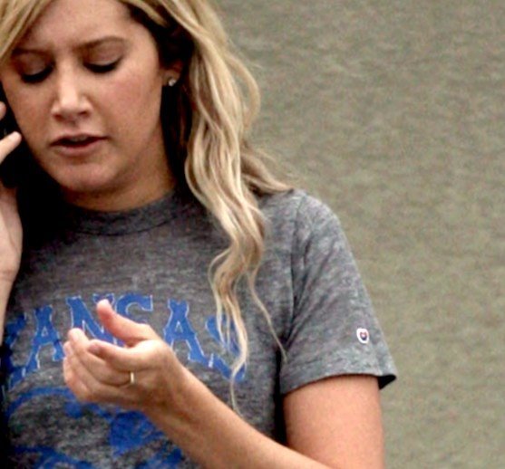 4fts93 - Ashley Tisdale