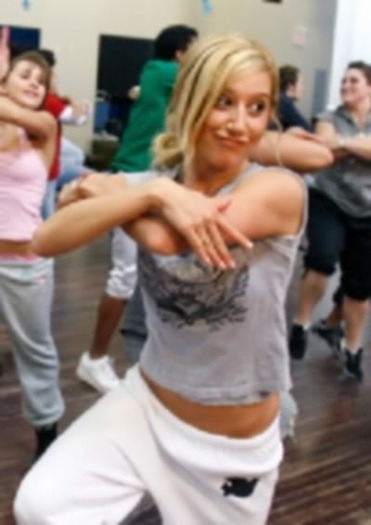 30aup7p - Ashley Tisdale