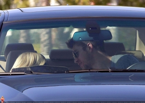 2553l6q - Ashley Tisdale