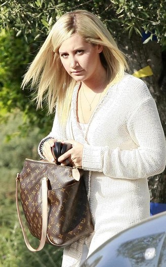 eqvy2o - Ashley Tisdale