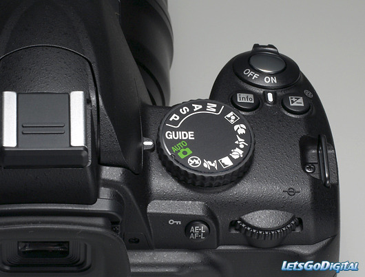 nikon-d3000-body