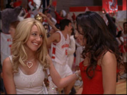 VMHRDXHJHVLKPRZGYTS - ashley tisdale