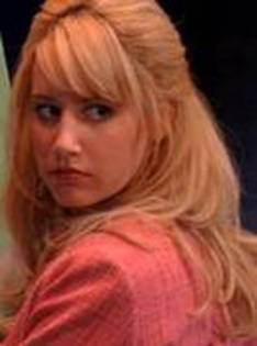 XHAUUXMEBDVOJZFUXVY - ashley tisdale