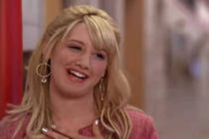YJIYGMWPWWJPFTPGOTV - ashley tisdale
