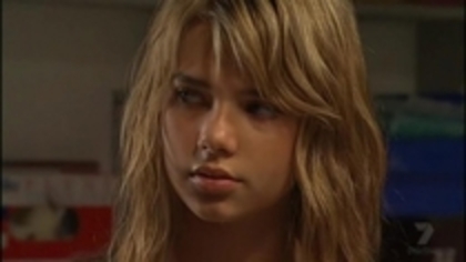 BNLERDQOPHGTHHOEWHM - Indiana Evans