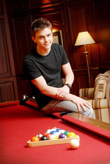 jjj-jesse-mccartney-9578265-1674-2500