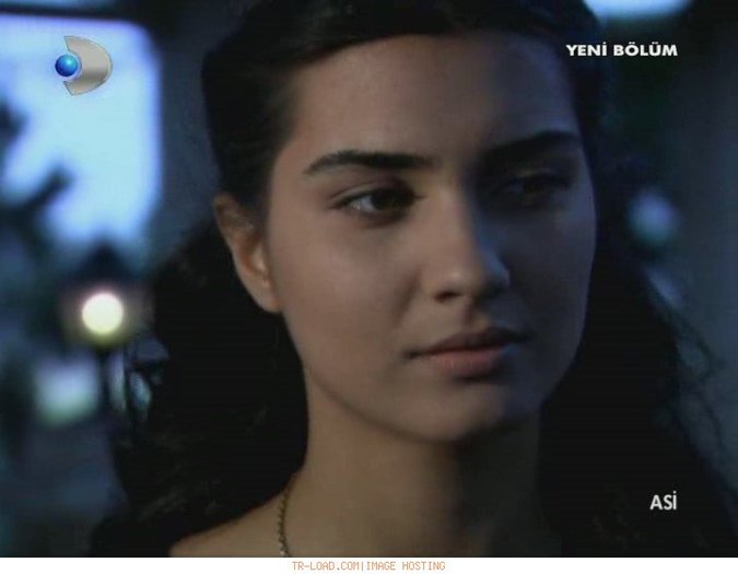 r_y0k32yaj27k182vf7xc0 - Tuba Buyukustun